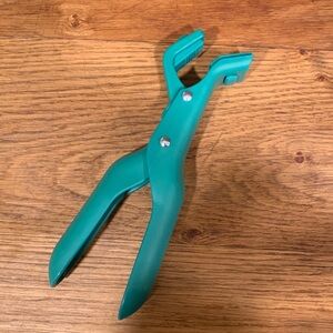 Green Anti-Scald Clamp
